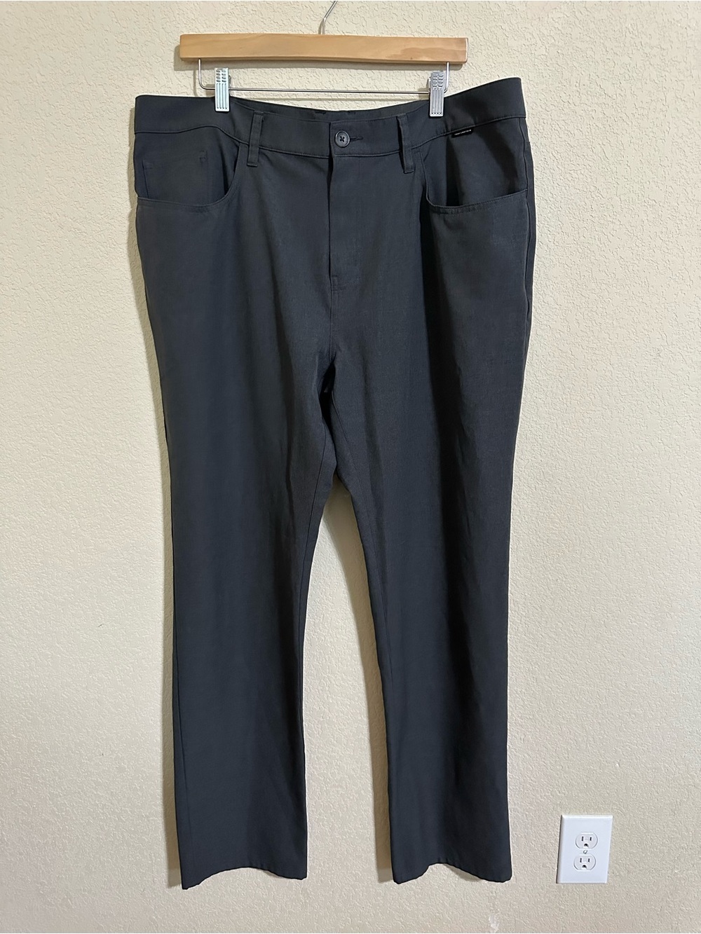 Travis Mathew Men's Straight Leg Black Jeans